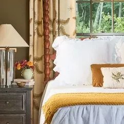 Southern Living: 14 Things To Toss From Your Bedroom, According to Southern Designers